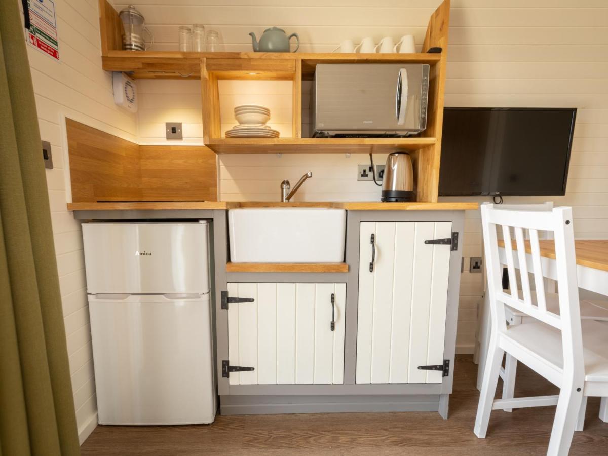Weedingshall Lodges Falkirk Buitenkant foto
