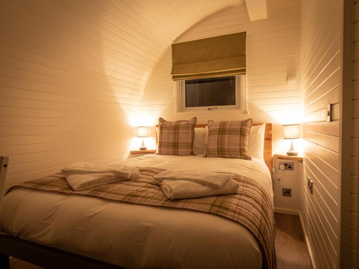 Weedingshall Lodges Falkirk Buitenkant foto