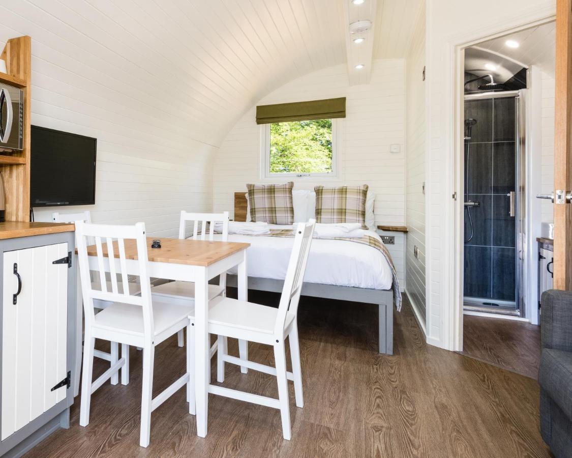 Weedingshall Lodges Falkirk Buitenkant foto