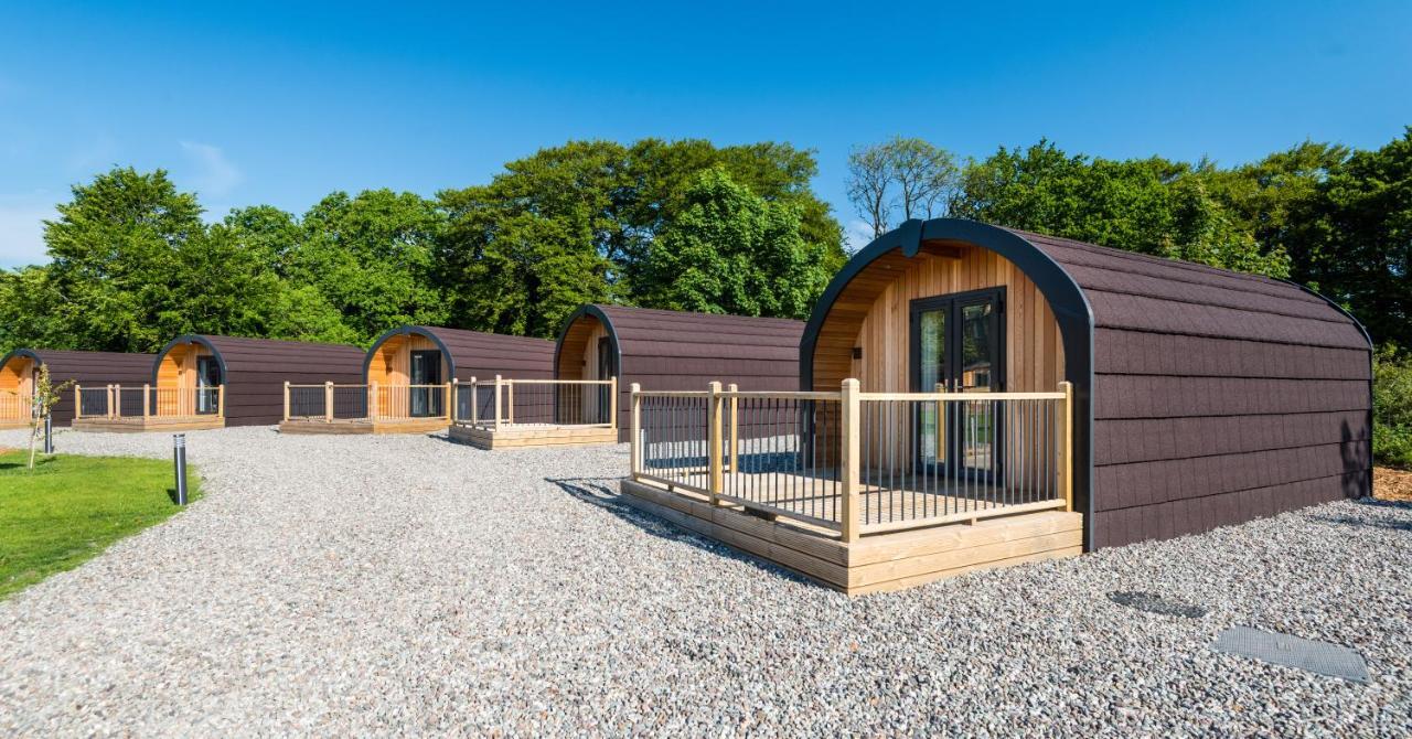 Weedingshall Lodges Falkirk Buitenkant foto